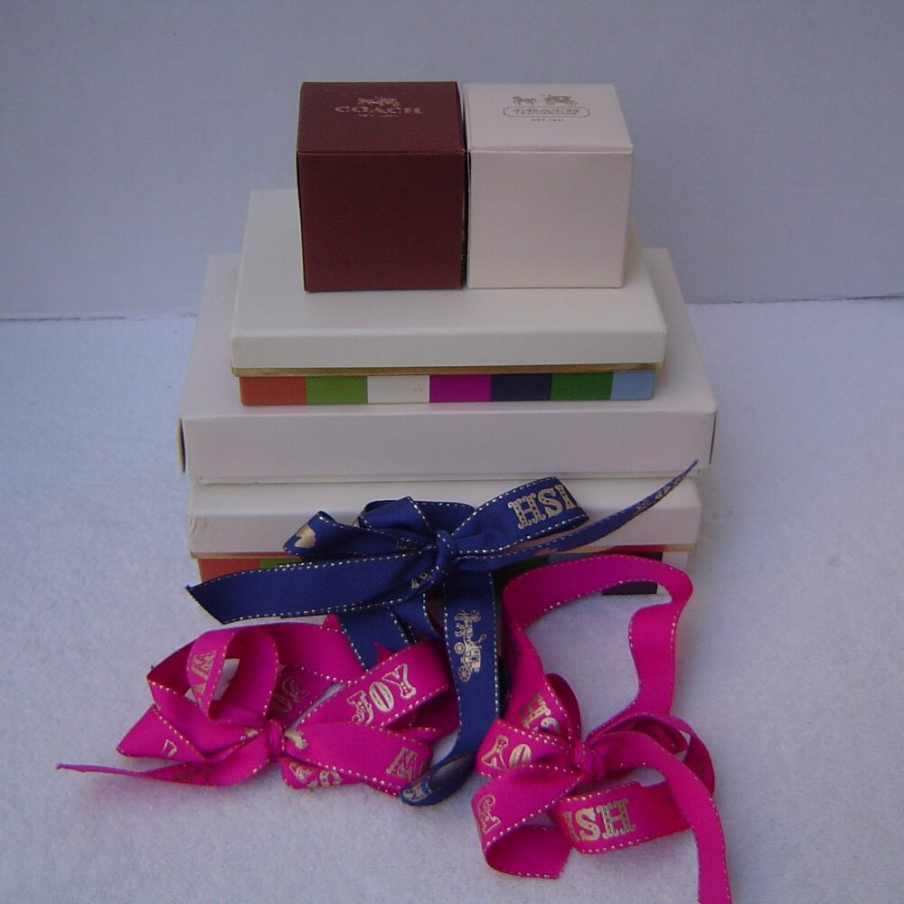 AUTHENTIC COACH LOT OF 5 BOXES AND 3 HOLIDAY RIBBONS VGC - Picture 1 of 13